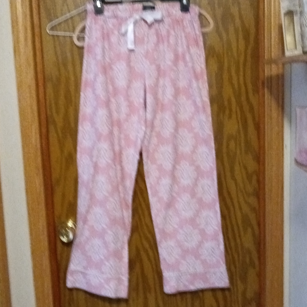Pajama pants.      A1